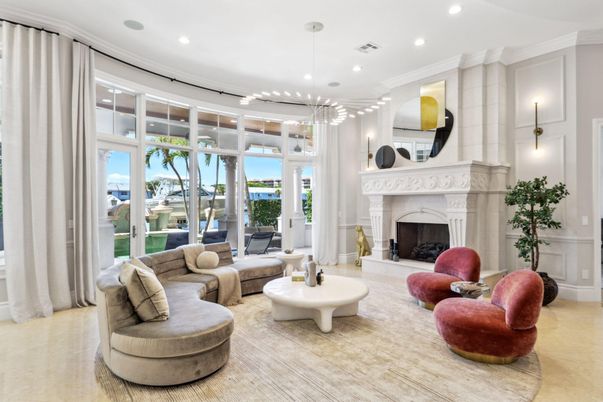 Fireplace, Interior, Living room, Pendant Lights, Recessed Lighting