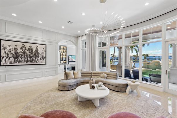 Interior, Living room, Pendant Lights, Recessed Lighting, Water