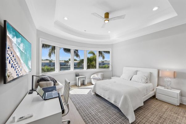 Bedroom, Home Office, Interior, Recessed Lighting