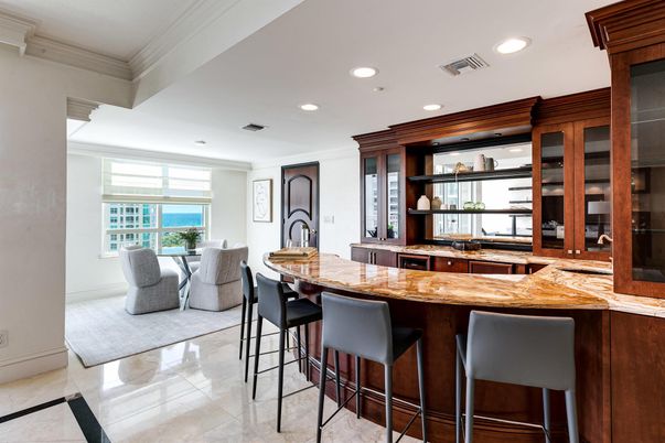 Dining room, Interior, Kitchen, Recessed Lighting