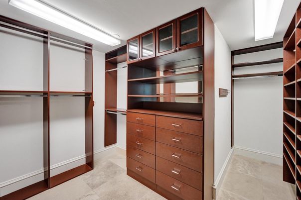 Interior, Walk-in Closets