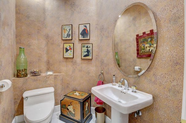 Bathroom, Interior