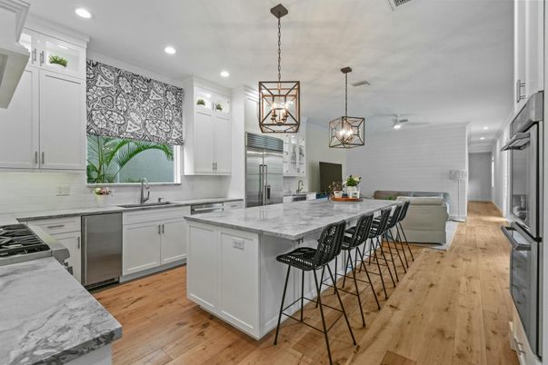 Interior, Kitchen, Living room, Pendant Lights, Recessed Lighting, Stainless Steel Appliances, Wood Texture Flooring