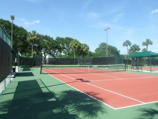 Exterior, Tennis Courts