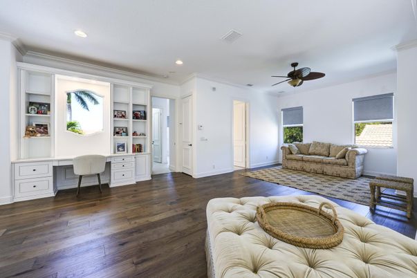 Home Office, Interior, Recessed Lighting, Wood Texture Flooring
