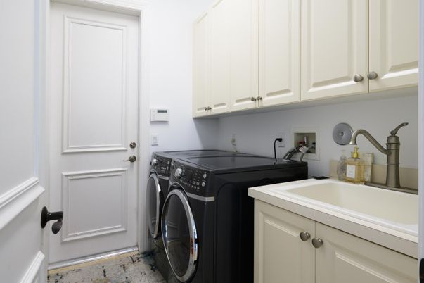 Interior, Washer