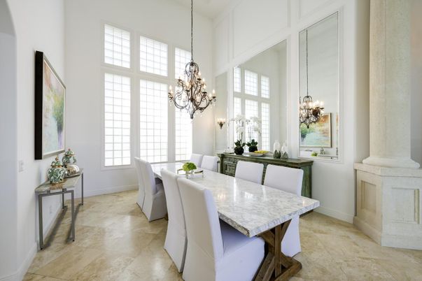 Chandelier, Dining room, Interior
