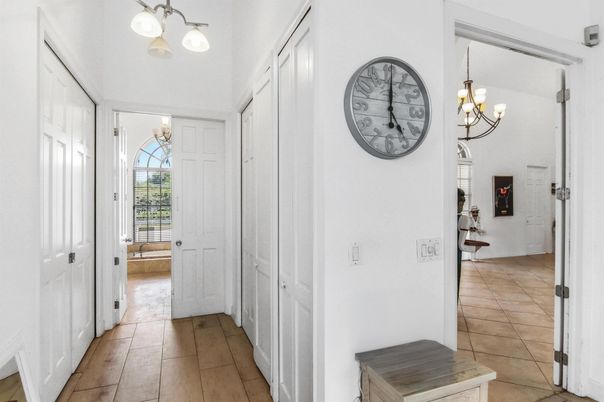 Chandelier, Interior, Wood Texture Flooring