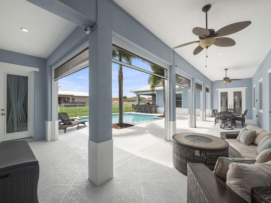 Dining room, Interior, Living room, Pool, Recessed Lighting, Sun Room