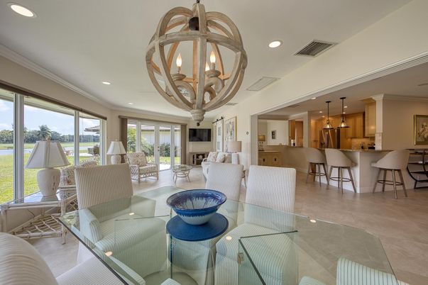 Chandelier, Dining room, Interior, Kitchen, Living room, Pendant Lights, Recessed Lighting