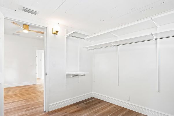 Interior, Walk-in Closets, Wood Texture Flooring
