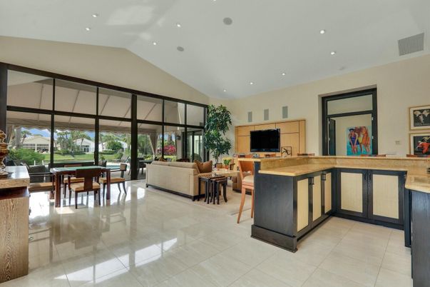Dining room, Interior, Living room, Recessed Lighting