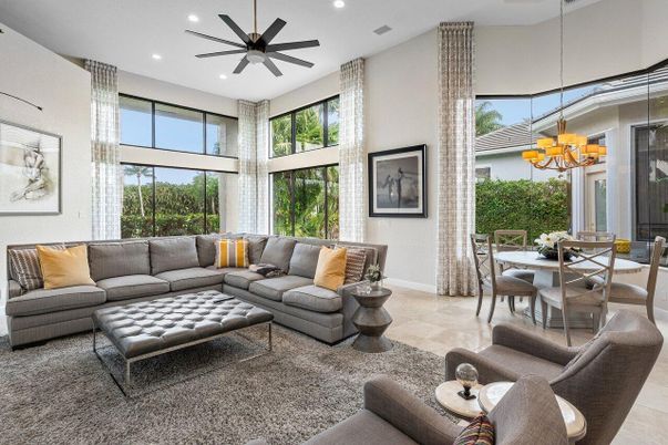 Chandelier, Dining room, Interior, Living room, Pendant Lights, Recessed Lighting