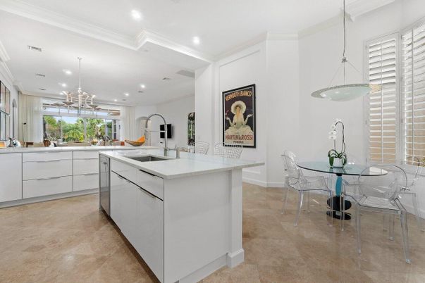 Dining room, Interior, Kitchen, Pendant Lights, Recessed Lighting