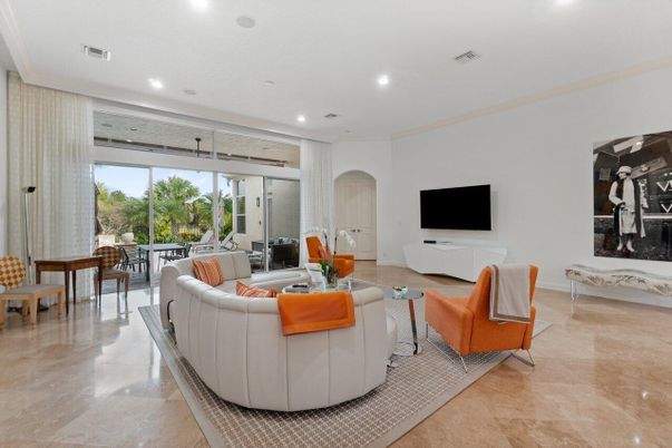 Dining room, Interior, Living room, Recessed Lighting