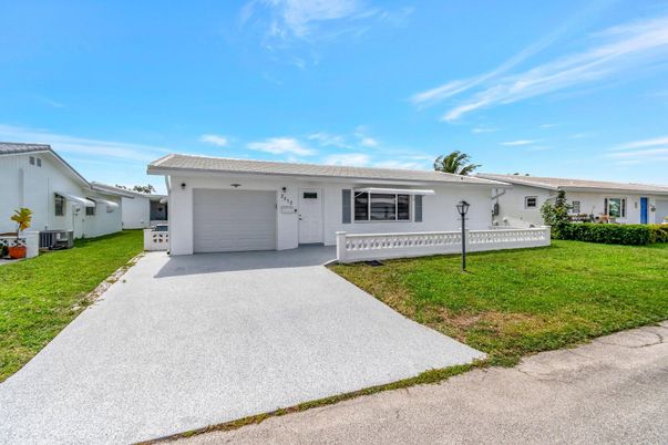 Attached, Backyard, Exterior, Facade, Ranch