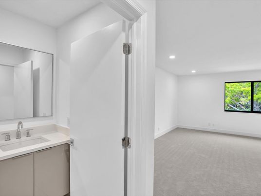 Bathroom, Empty room, Interior, Recessed Lighting