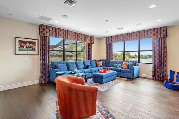 Interior, Living room, Recessed Lighting, Wood Texture Flooring