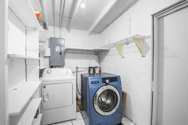 Interior, Utility Closets, Washer