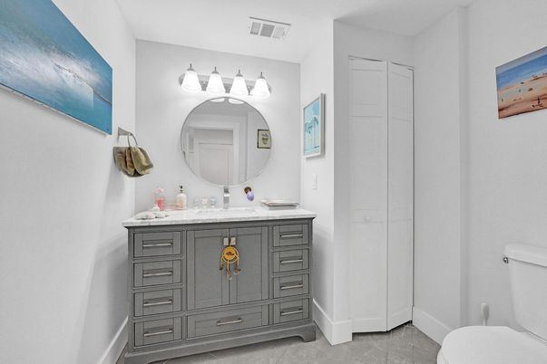 Bathroom, Interior