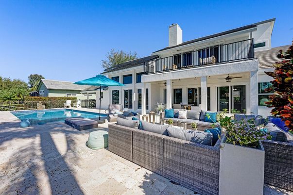 Exterior, Pool