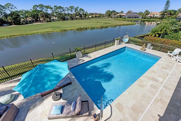 Exterior, Pool, Water