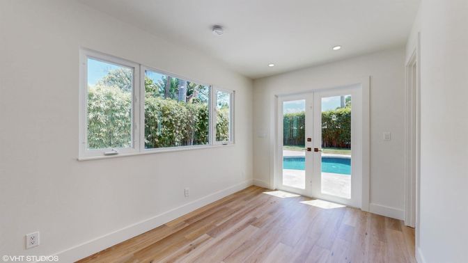Empty room, Interior, Recessed Lighting, Wood Texture Flooring