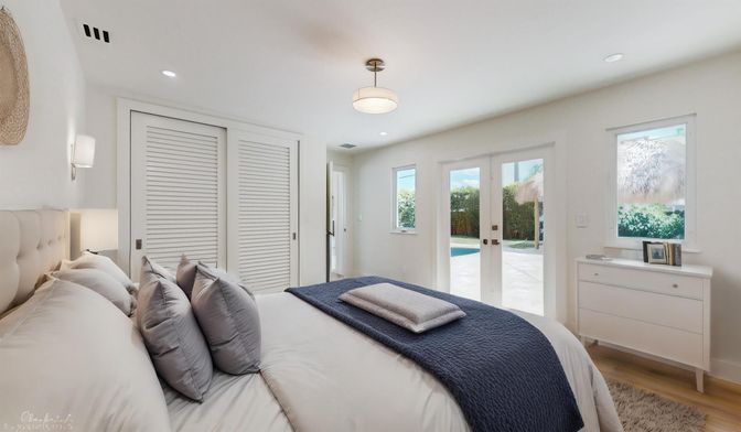 Bedroom, Interior, Pendant Lights, Recessed Lighting, Wood Texture Flooring