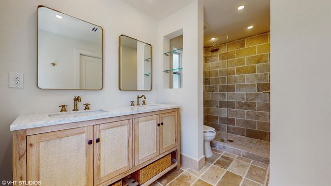 Bathroom, Dual Sink Vanities, Interior, Recessed Lighting, Stone Walls