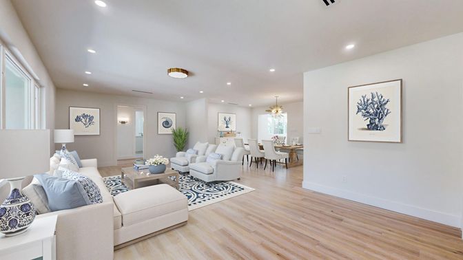 Chandelier, Dining room, Interior, Living room, Recessed Lighting, Wood Texture Flooring