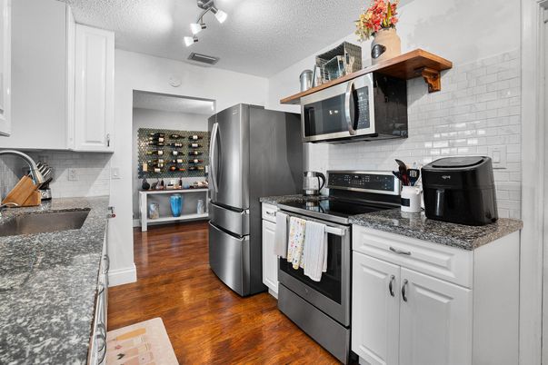 Interior, Kitchen, Wood Texture Flooring