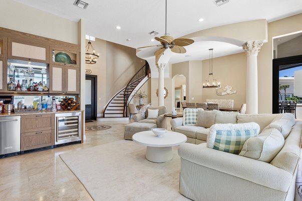 Dining room, Interior, Living room, Pendant Lights, Recessed Lighting