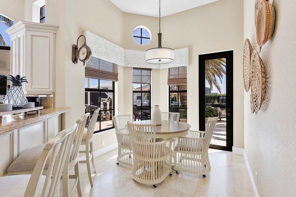Dining room, Interior, Pendant Lights