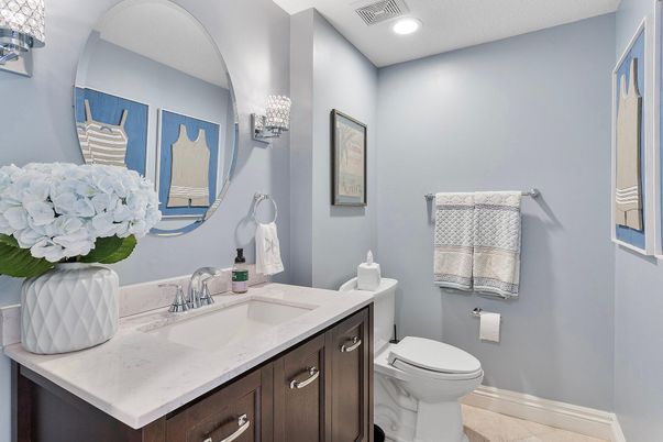 Bathroom, Interior, Recessed Lighting