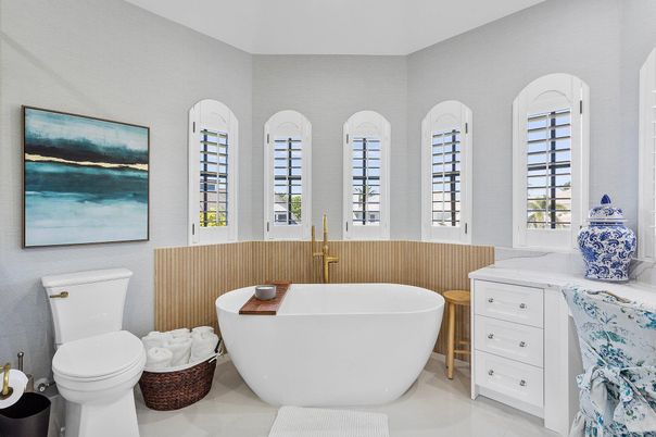 Bathroom, Free Standing Baths, Interior