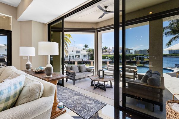Interior, Living room, Sun Room, Water