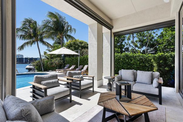 Exterior, Pool, Water