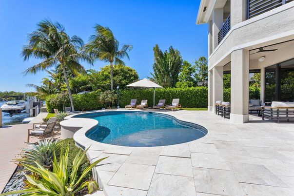 Exterior, Pool, Water