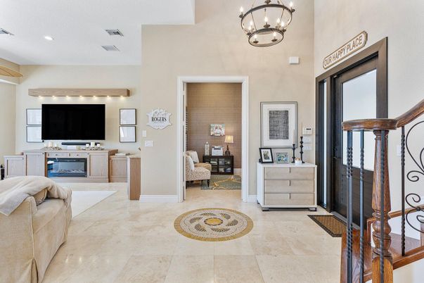 Interior, Living room, Pendant Lights, Recessed Lighting