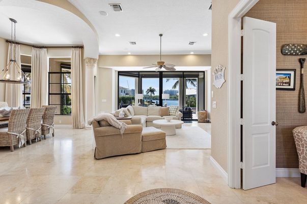 Dining room, Interior, Living room, Pendant Lights, Recessed Lighting, Stone Walls