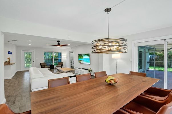Dining room, Interior, Living room, Pendant Lights, Recessed Lighting, Wood Texture Flooring