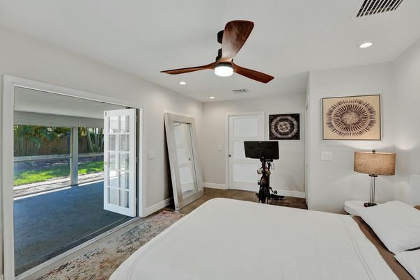 Bedroom, Fitness Equipment, Interior, Recessed Lighting