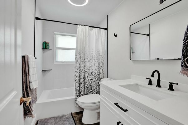 Bathroom, Interior, Recessed Lighting