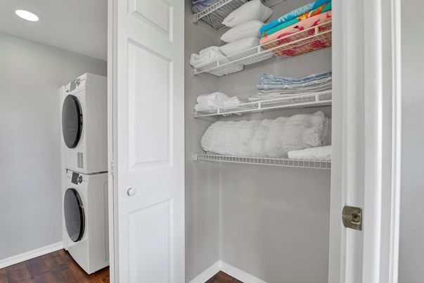 Interior, Recessed Lighting, Utility Closets, Washer, Wood Texture Flooring