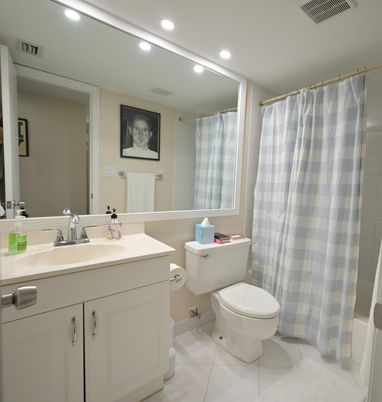 Bathroom, Interior, Recessed Lighting