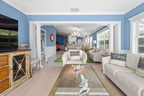 Chandelier, Dining room, Interior, Kitchen, Living room, Wood Texture Flooring