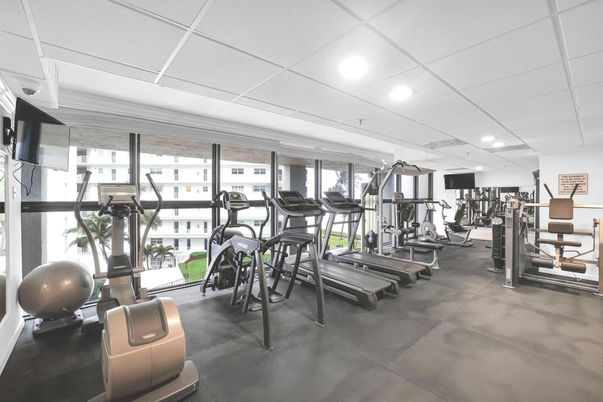 Fitness Equipment, Gym, Interior, Recessed Lighting