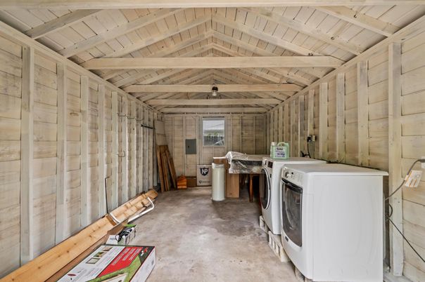 Interior, Washer, Wooden Beams, Wooden Ceilings, Wooden Walls
