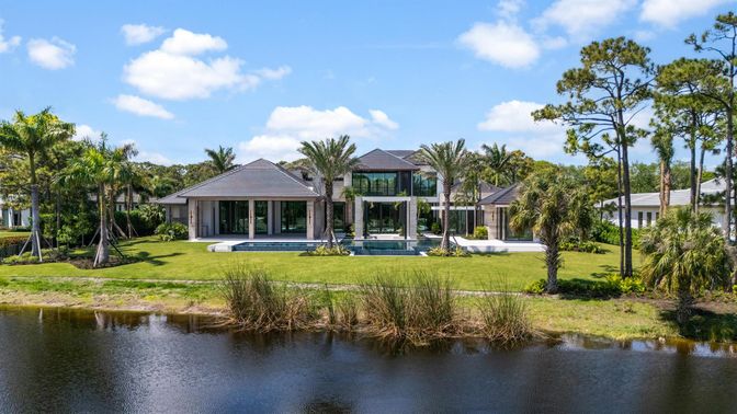 Backyard, Exterior, Pool