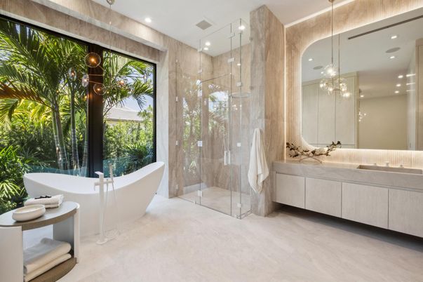 Bathroom, Free Standing Baths, Glass Shower, Interior, Pendant Lights, Recessed Lighting